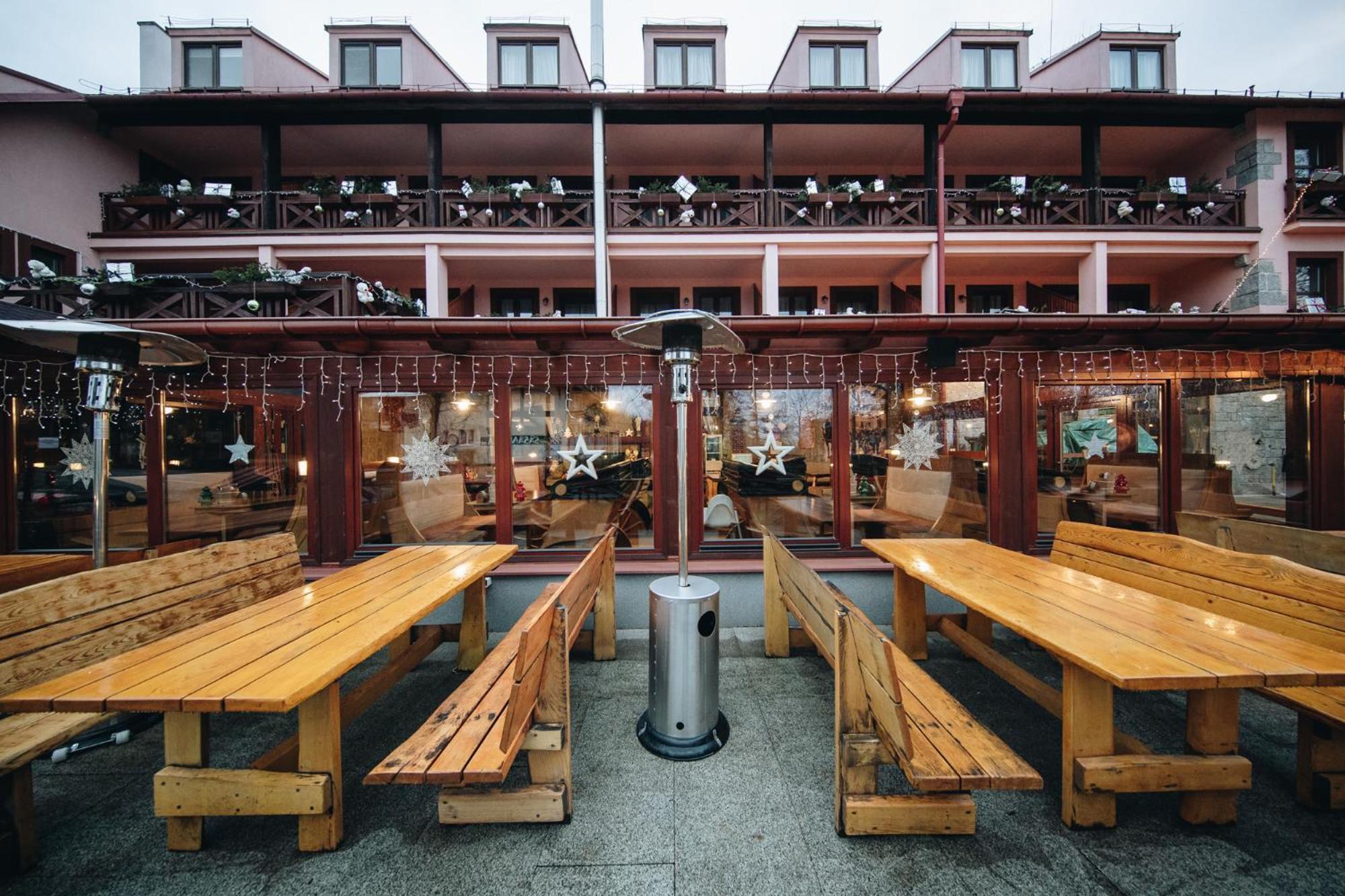 Wellness Penzion Zora Family Tatranská Lomnica Exterior photo
